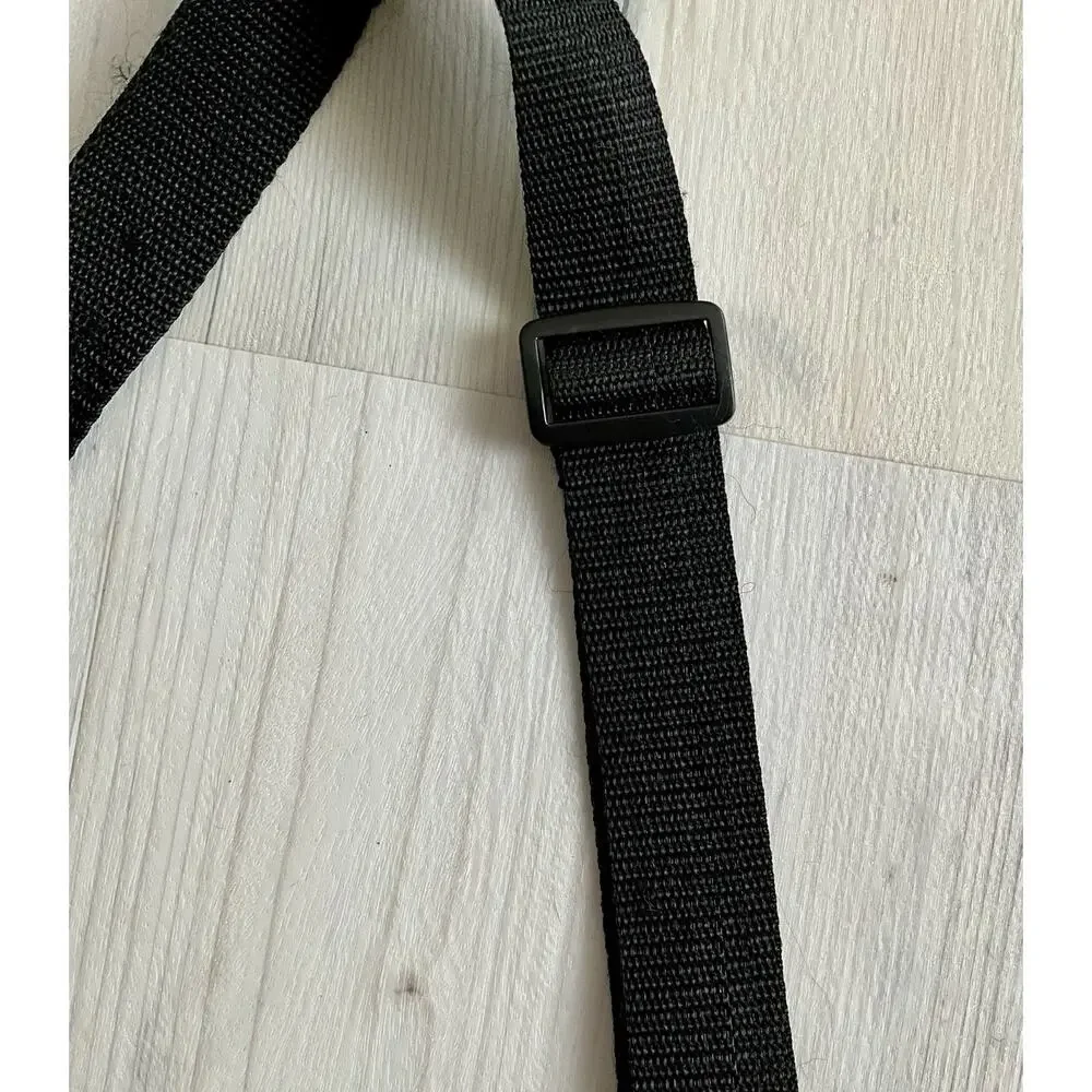 Unbranded closure organized durable